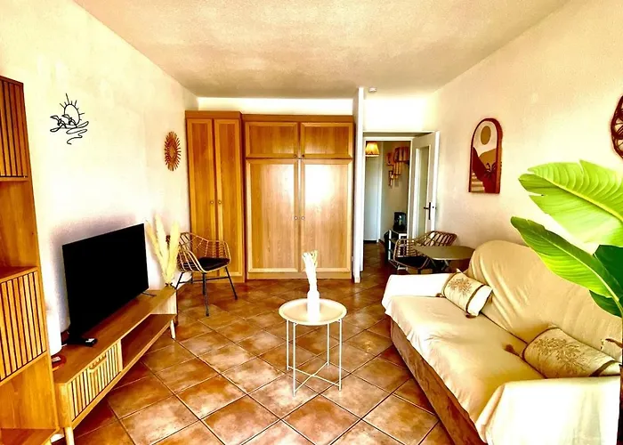 Azur Avec Vue Sur L'île De Port Cros Appartement *